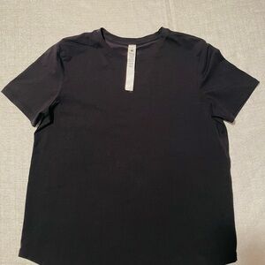 lululemon athletica Black Short Sleeve Tee